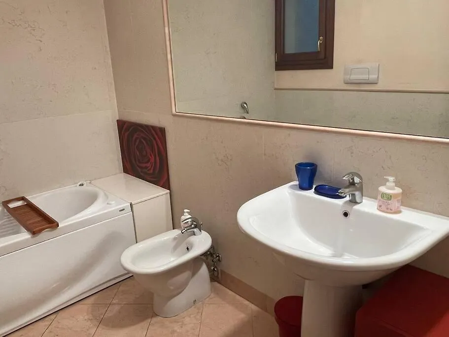 Apartment Le Palme - Appartamento Elegante E Moderno Con Garage Privato Padova Italy